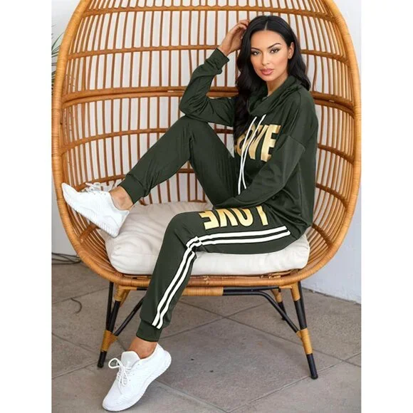 Stylish Women's Athleisure Set - Cowl Neck Hoodie & Elastic Waist Pants in Green